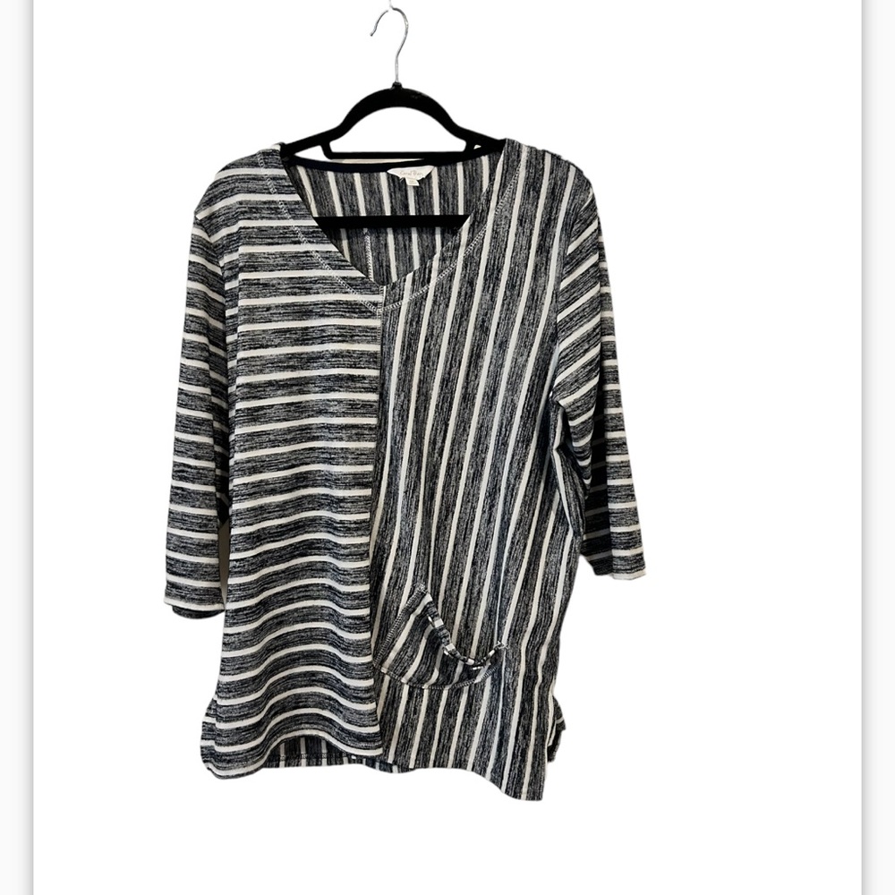 Carol Ray 1x comfy striped top! Perfect for summer